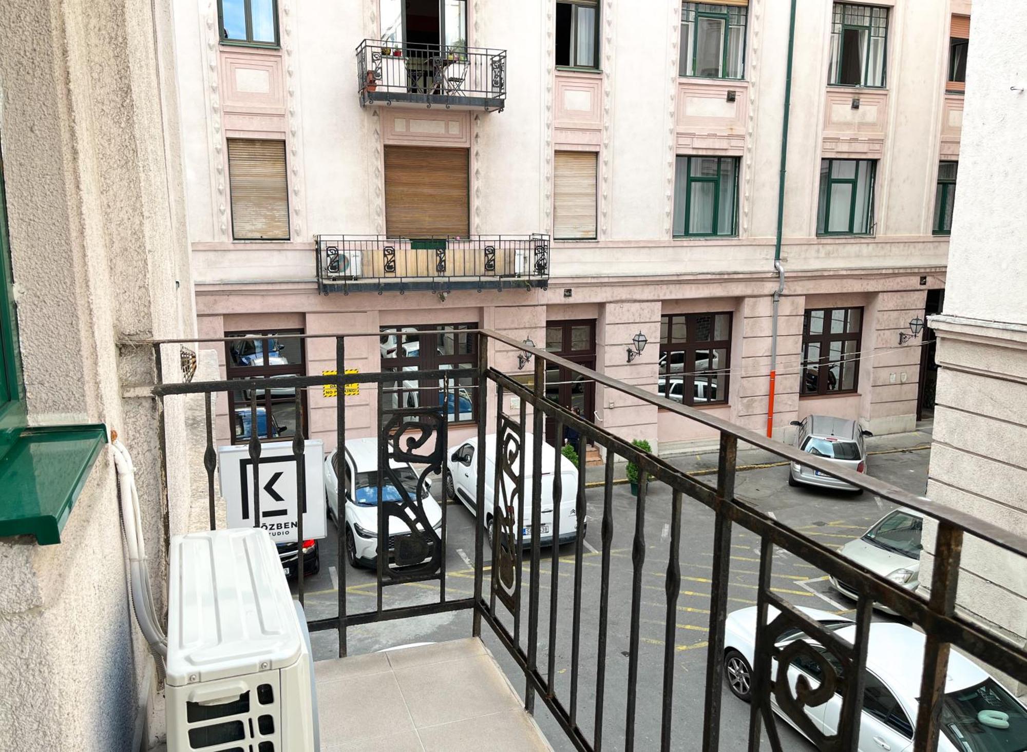 Majestic Residency - 3 Bedrooms Apartment Budapeste Exterior foto